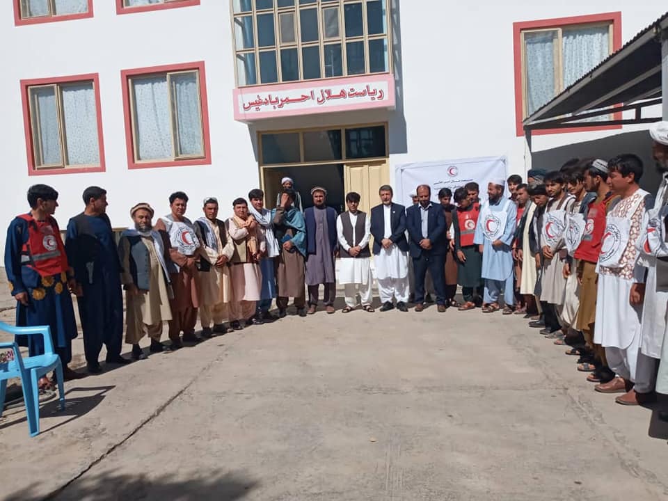 په بادغیس کې د افغاني سرې میاشتې ټولنې نوی دفتر او د ځوانانو کلوپ ګټې اخیستني ته وړاندې شول!