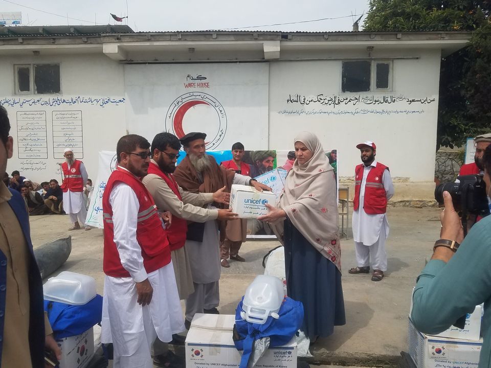 مساعدت جمعیت افغانی سره میاشت برای ۱۳۲خانواده در کنر!