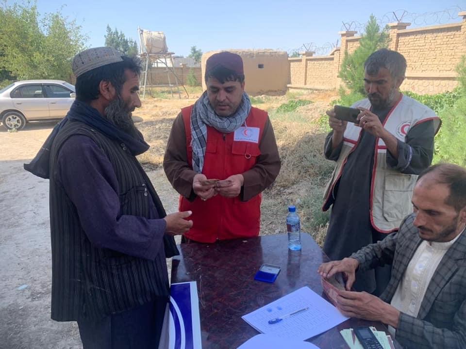 مساعدت جمعیت افغانی سره میاشت برای ٥٧٠ خانواده در ولایت فاریاب! چ