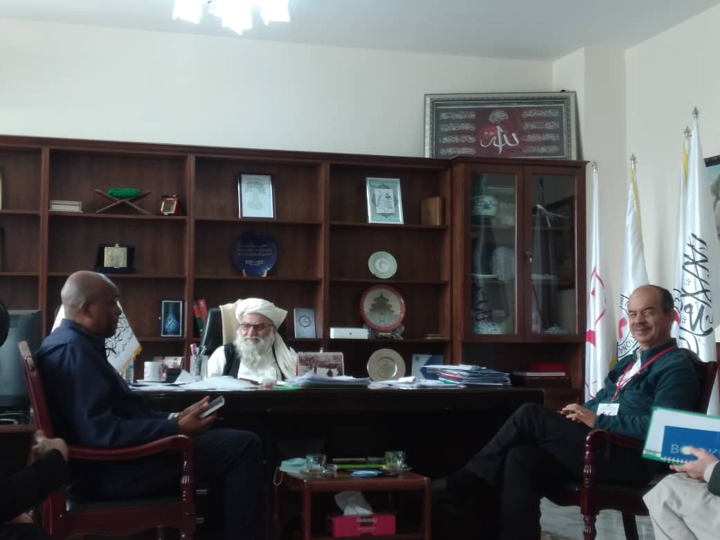 مولوی مطیع الحق خالص سر پرست ریاست عمومی سرمیاشت با رئیس ومعاون فدراسیون بین‌المللی صلیب سرخ وهلال احمر ملاقات نمود.