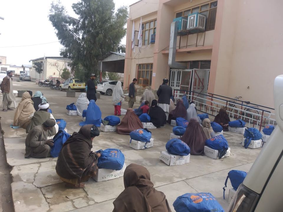 کندهار کې د افغاني سرې میاشتې له لوري ۳۰ اړمنو کورنیو سره مرسته وشوه!