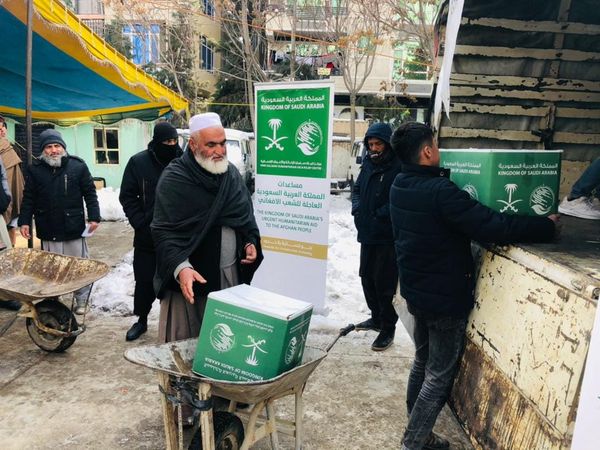 کابل کې د افغاني سرې میاشتې له لوري ۴۰۰ اړمنو کورنیو ته مرسته وویشل شوه!