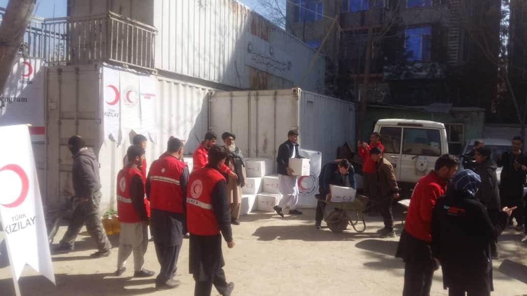 ٩٦ خانواده ديگر از مساعدت هاي جمعيت هلال احمر افغاني در كابل مستفيد گرديدند!