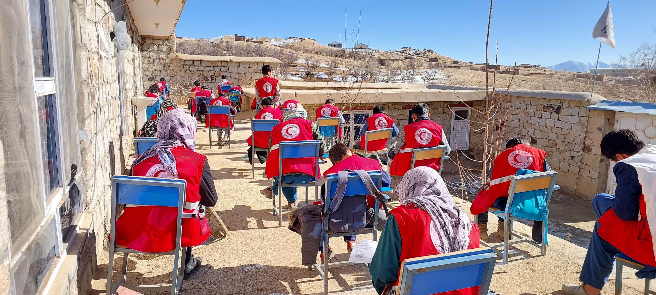 ارائه خدمات آموزشی برای ۸۵ دانش‌آموز در ولایت دايکندی