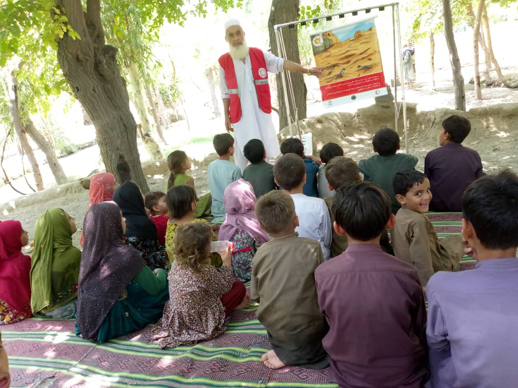آگاهی‌دهی درباره مهمات منفجر‌نشده برای هزاران کودک در زون شرق