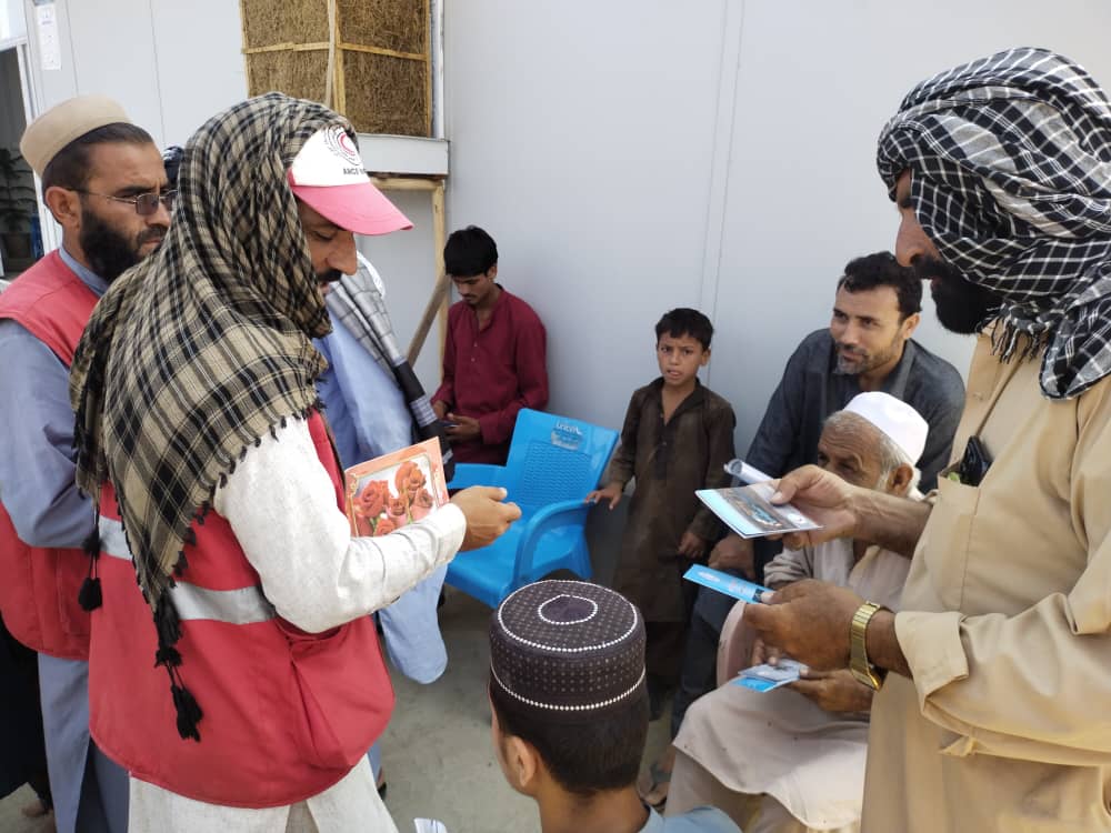 Hundreds of Public Awareness Materials Distributed to Repatriated Refugees in Torkham
