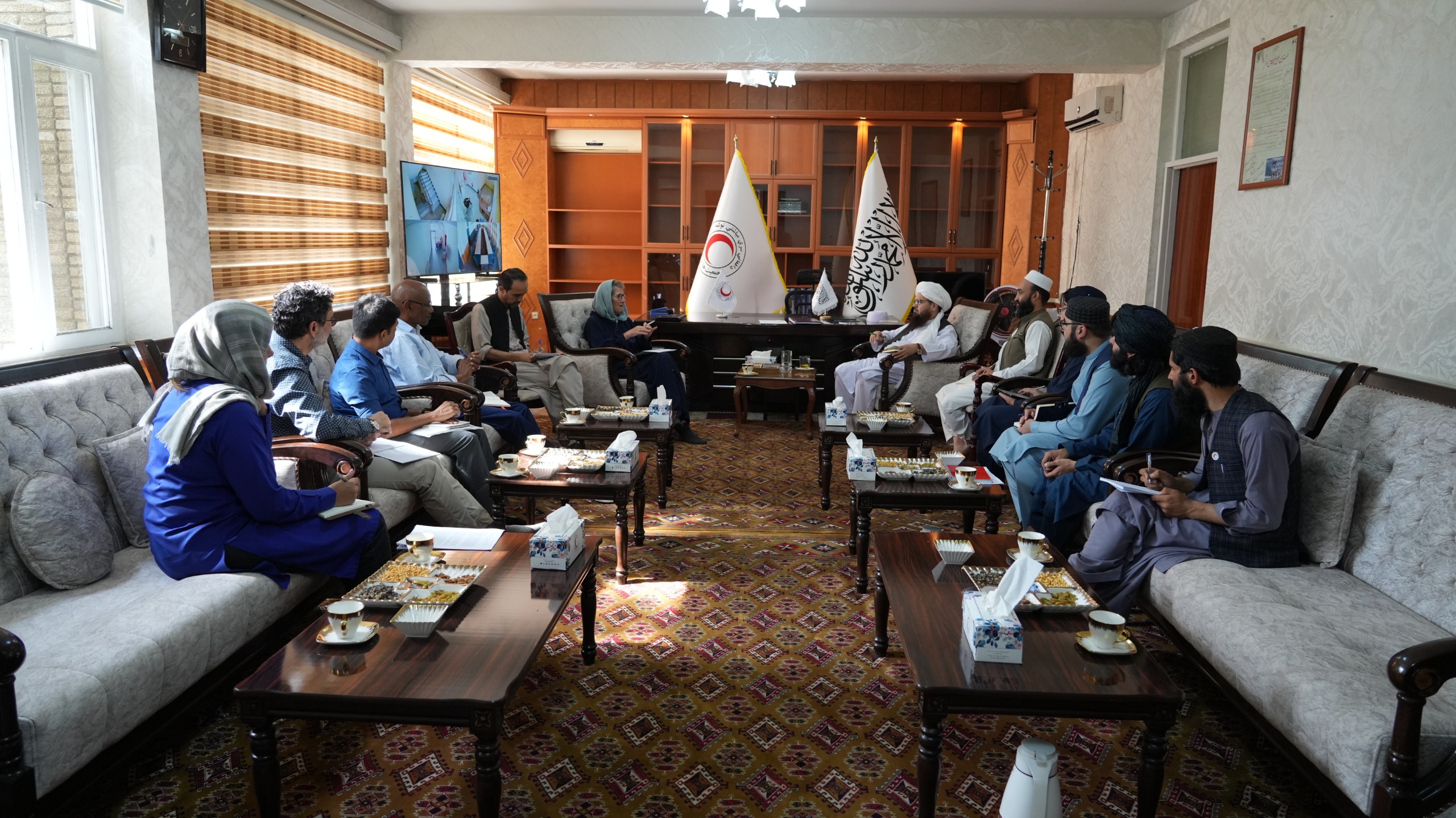 نشست هم‌آهنگی با شرکای بین‌المللی برای رسیدگی به زلزله‌زدگان کنر برگزار شد