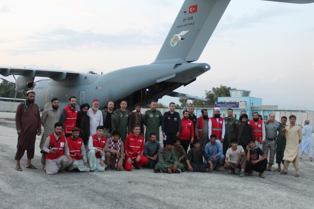 Nangarhar: Turkish Red Crescent Donates Over 24 Tons of Aid to ARCS for Kunar Earthquake Victims