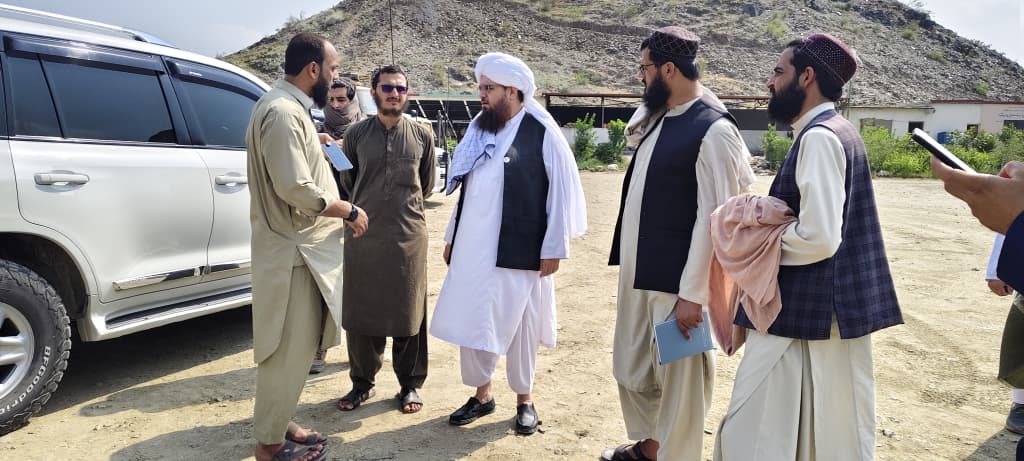 عمومي رئیس تورخم کې د راستنېدونکو کډوالو له پنډغالي لیدنه وکړه