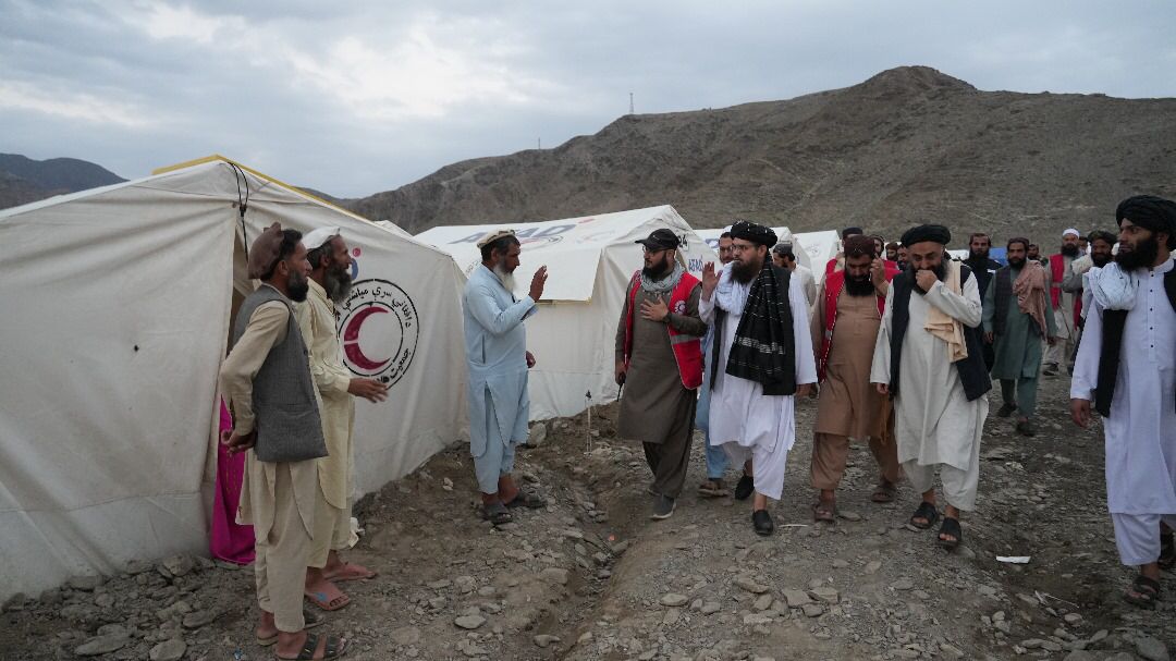 کنر؛ رئیس عمومی وضعیت زلزله‌زدگان را از نزدیک مورد ارزیابی قرار داد