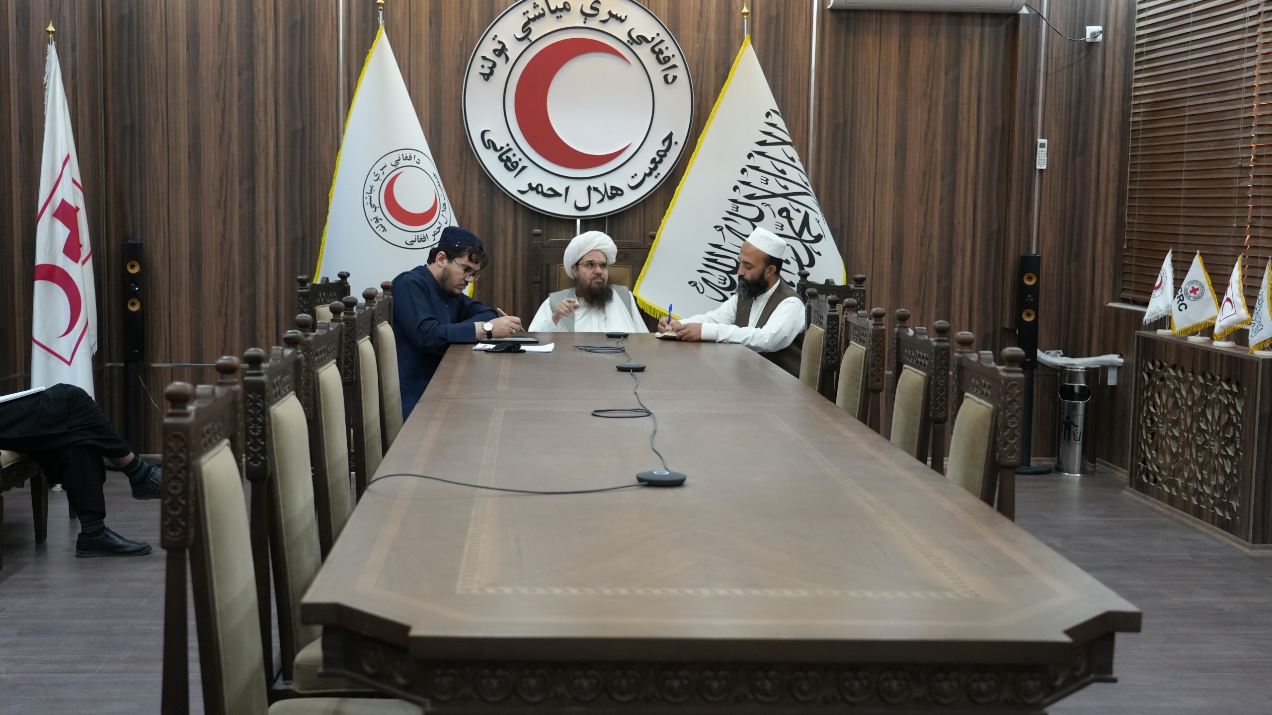 عمومي رئیس د ملي ټولنو نړيوال فدراسيون د آسیا پاسېفیک حوزې له مسؤول سره په ګډو چارو کې د همغږۍ په موخه آنلاین ناسته وکړه