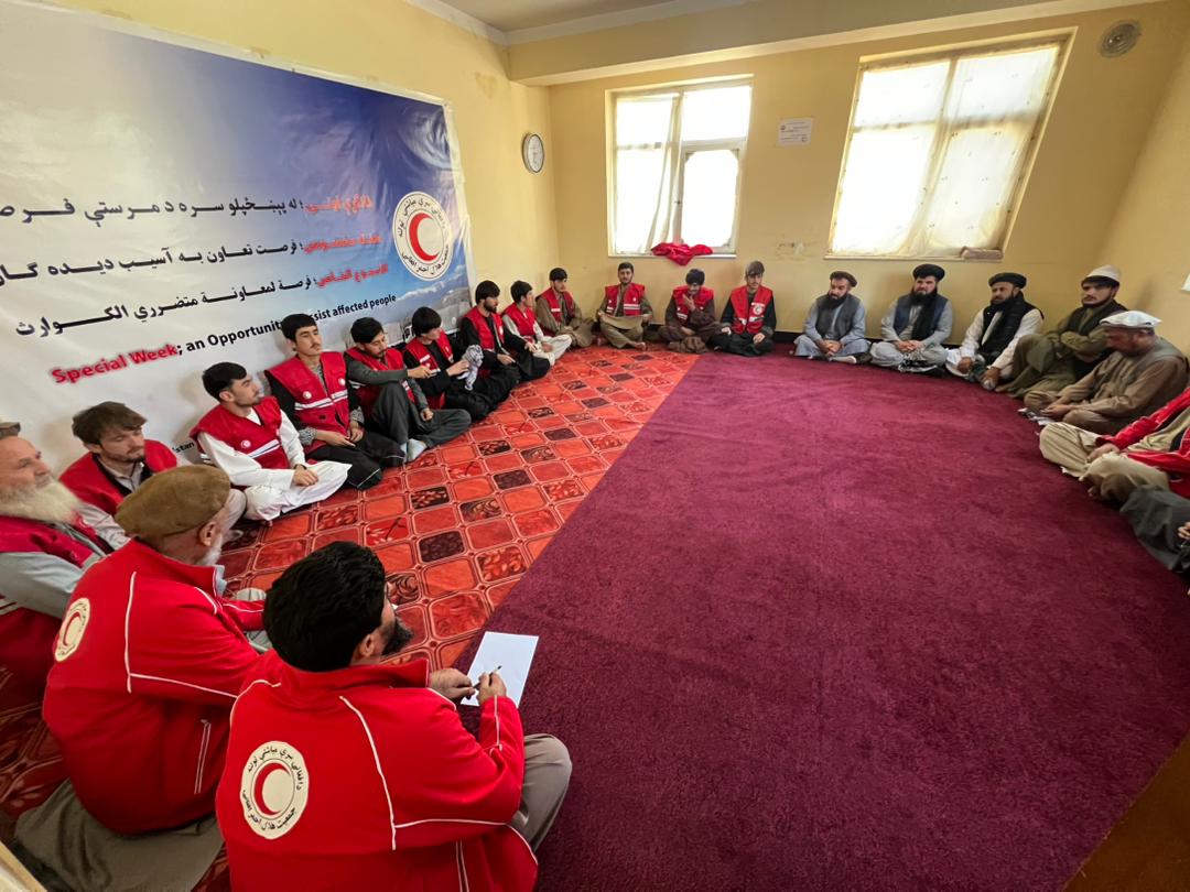 افغاني سرې میاشتې د ځوانانو د پوهاوي او مهارتونو د ودې لپاره د ښوونیزو مرکزونو له لارې زرګونه تنه روزلي دي