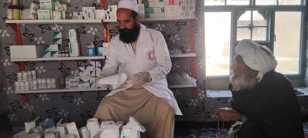 هلمند؛ هلال‌احمر افغانی به مشکلات صحی هزاران بیمار رسیدگی نموده است