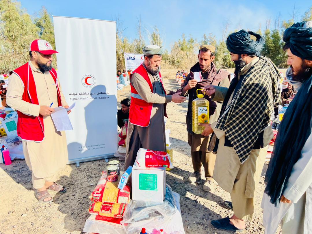 کمک‌های دوامدار به مهاجرین؛ به ۱۰۰۰ خانواده در نیمروز کمک‌های غذایی و غیرغذایی توزیع شد