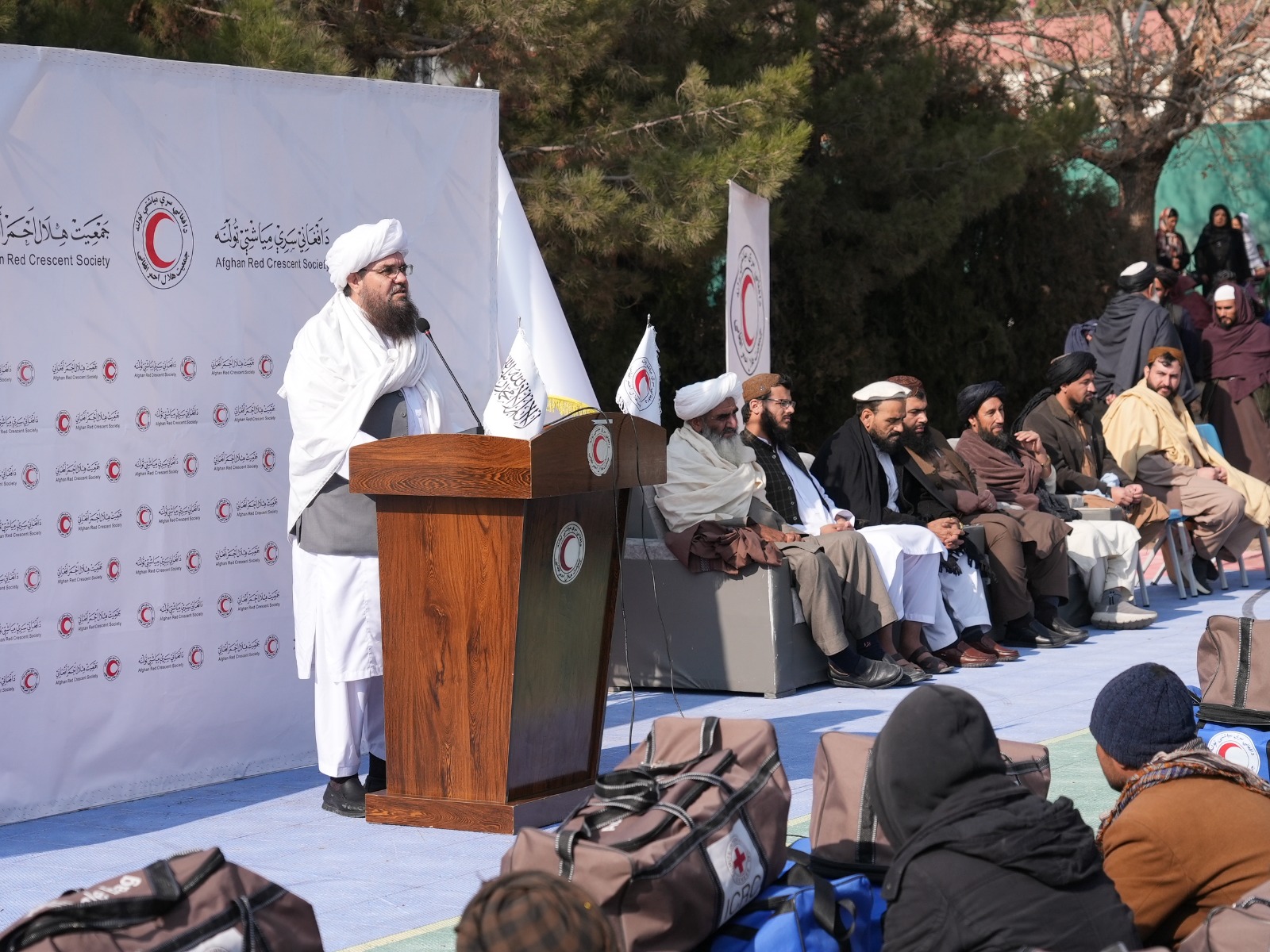 Supporting Refugees: Winter Clothing Distributed to 1,000 Repatriated Families in Kabul