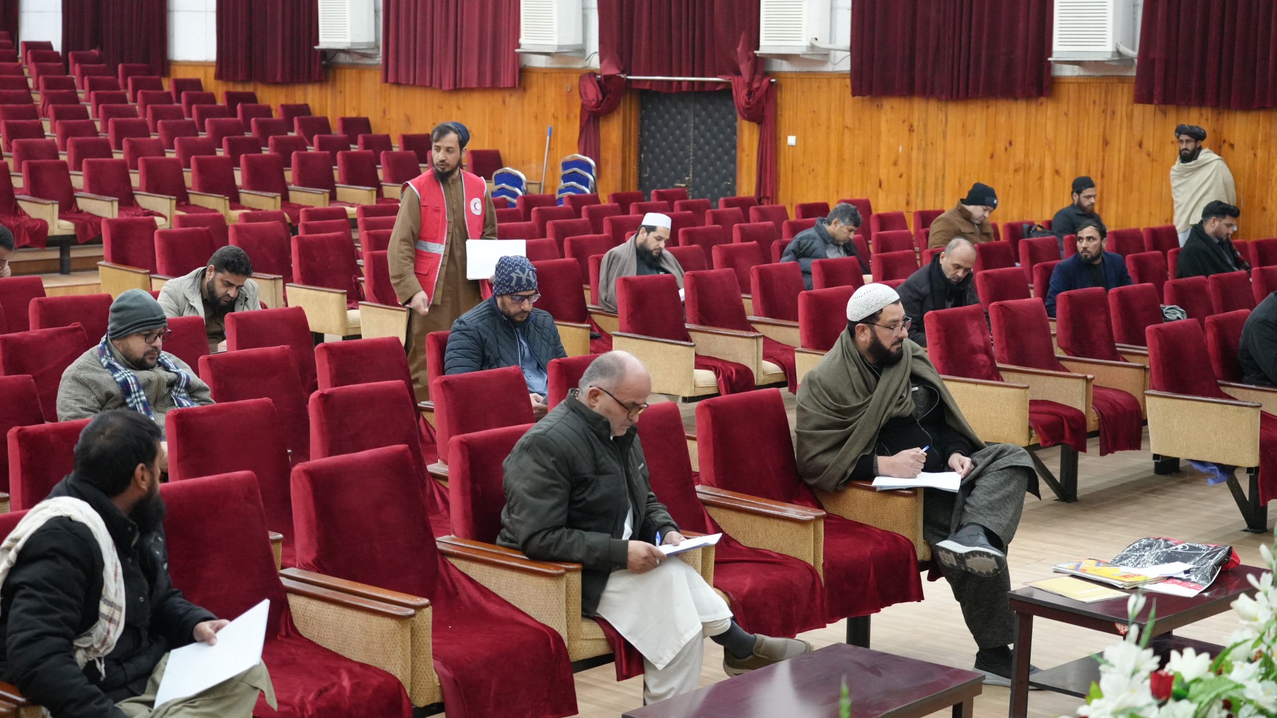 Kabul: Written Exam Held for Candidates for the Position of Assistant Officer of Mobile Health Teams Unit