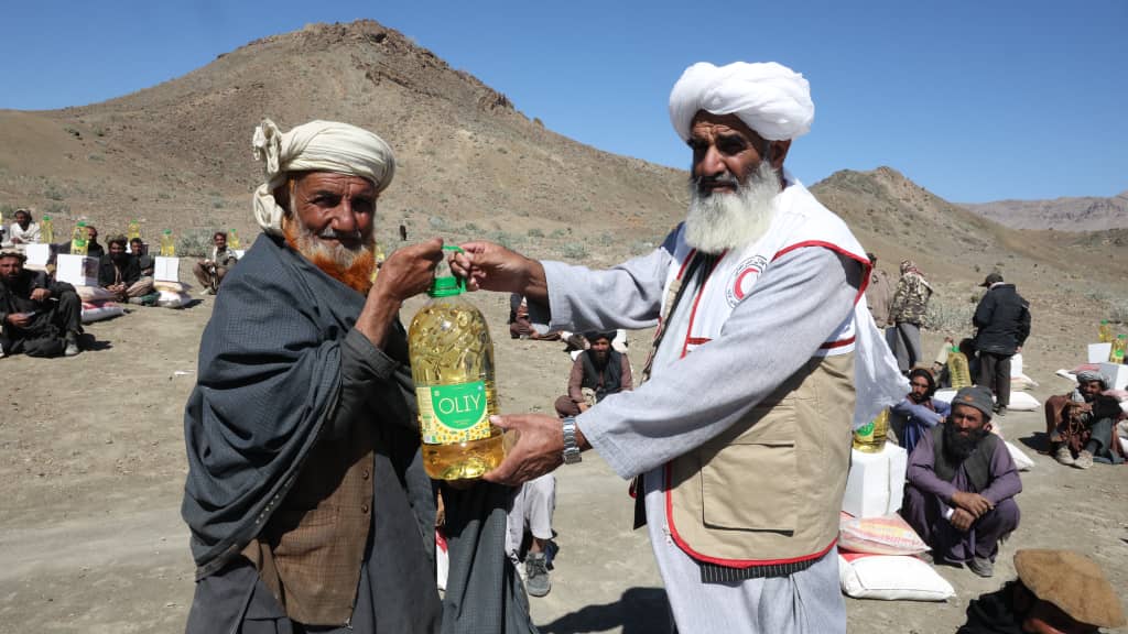 د روژې په مناسبت؛ پکتیکا کې پر ۴۰۰ اړمنو کورنیو ۳۸.۲ ټنه خوراکي مرسته ووېشل شوه