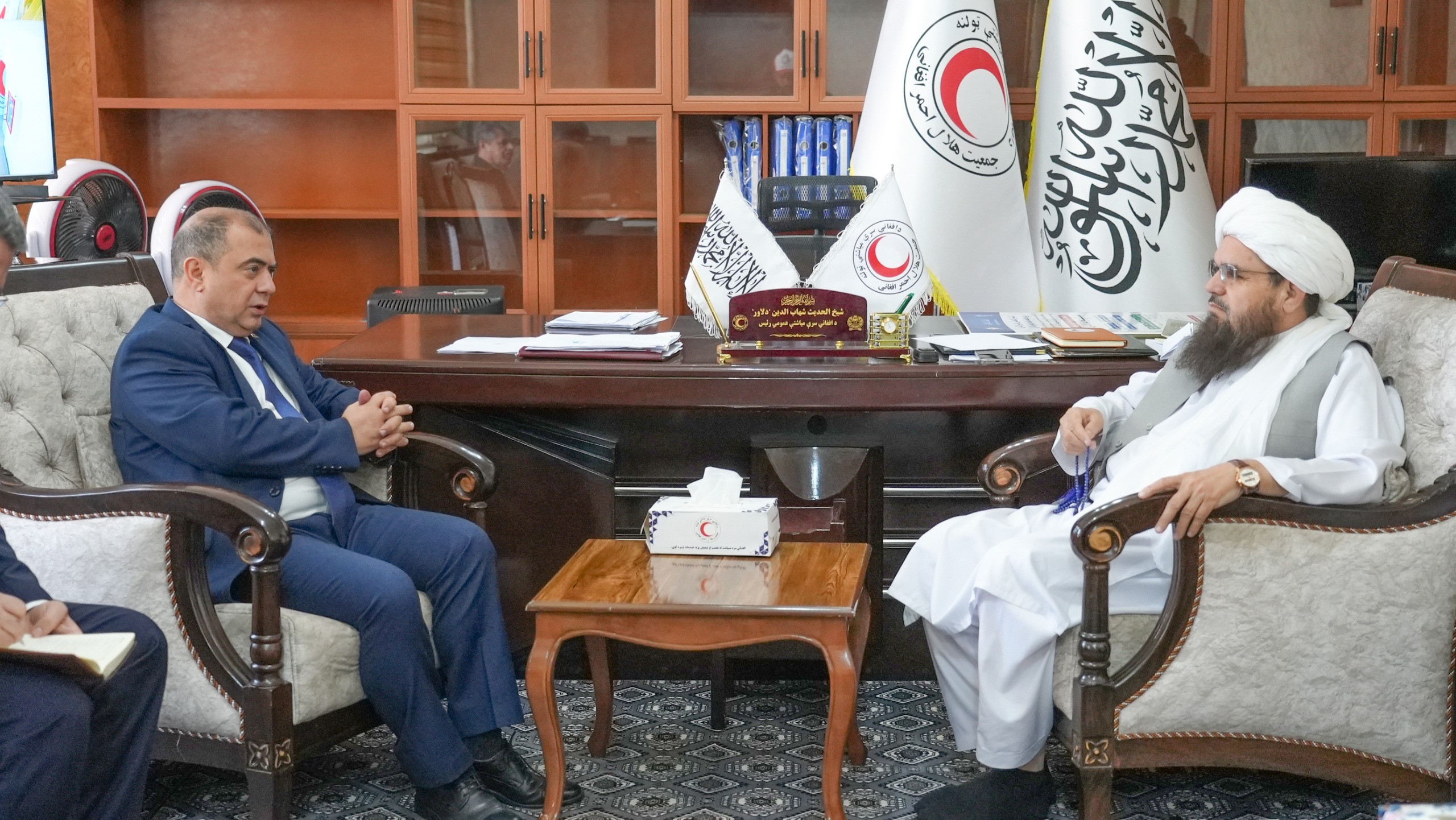 بیش از ۷ تُن کمک غذایی آذربایجان به هلال‌احمر افغانی سپرده شد