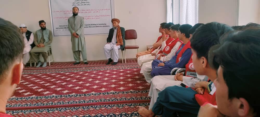 سمنګان ولایت کې د افغاني سرې میاشتې رضاکارانو ته دوه ورځنی روزنیز ورکشاپ ورکړل شو.