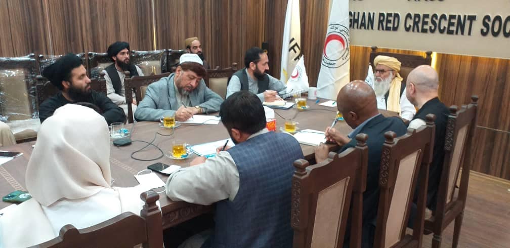 نن د شوال پر ۱۵مه د افغاني سرې میاشتې سرپرست عمومي رییس د افغانستان، ازربایجان او البانیا لپاره د اسلامي پراختیایي بانک له عملیاتي رییس ډاکتر فرید احمد خان سره د افغاني سرې میاشتې د یو لړ څانګو د فعالیتونو د ودې په موخه په کاري دفتر کې ولیدل!