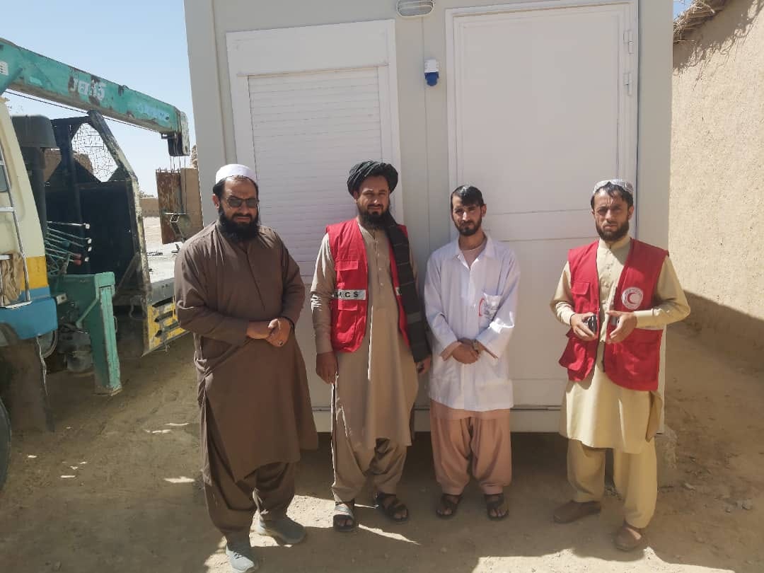 بنیاد مهاجرین ناروی (NRC) تجهیزات صحی و ۴ کانتینر را به هلال احمر افغانی کمک ومساعدت نمود.