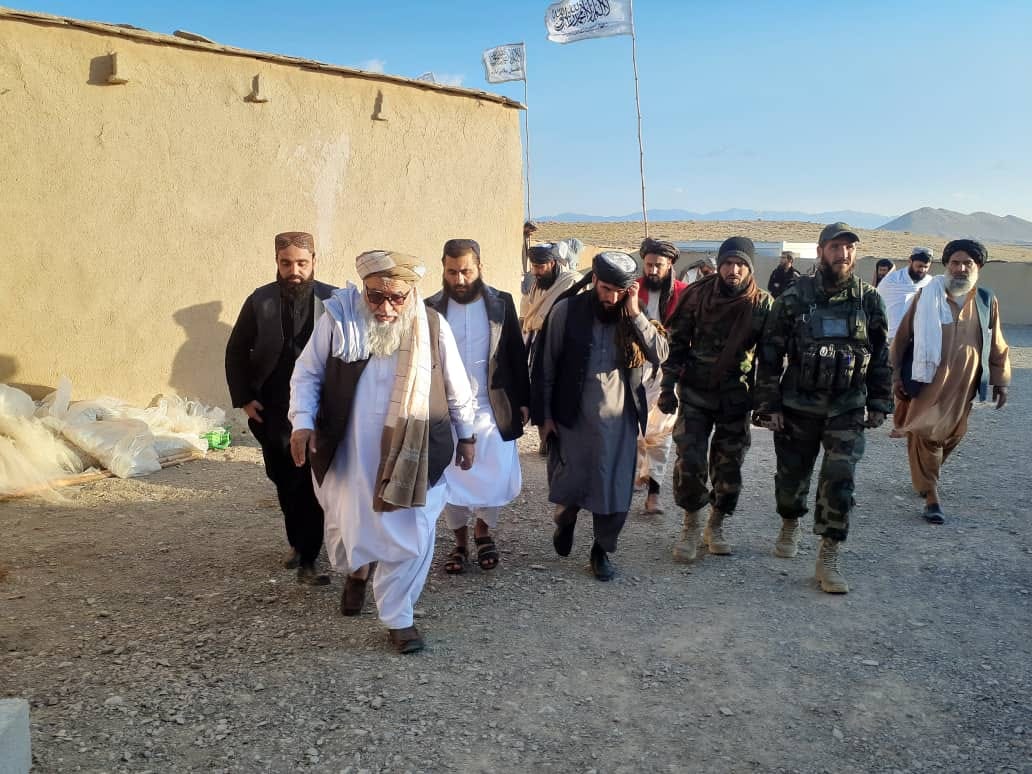 محترم مولوی مطیع الحق خالص سرپرست ریاست عمومی هلال احمر افغانی از نمایندگی هلال احمر افغانی در زابل بازدید نمود.