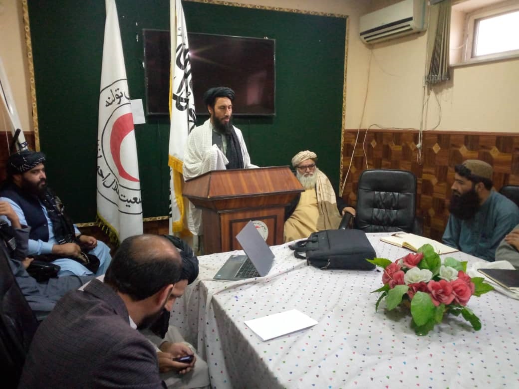 د افغاني سرې مياشتې سرپرست عمومى رئيس محترم مولوي مطيع الحق خالص ننګرهار کې د ښوونيز ورکشاپ پرانيسته وکړه!
