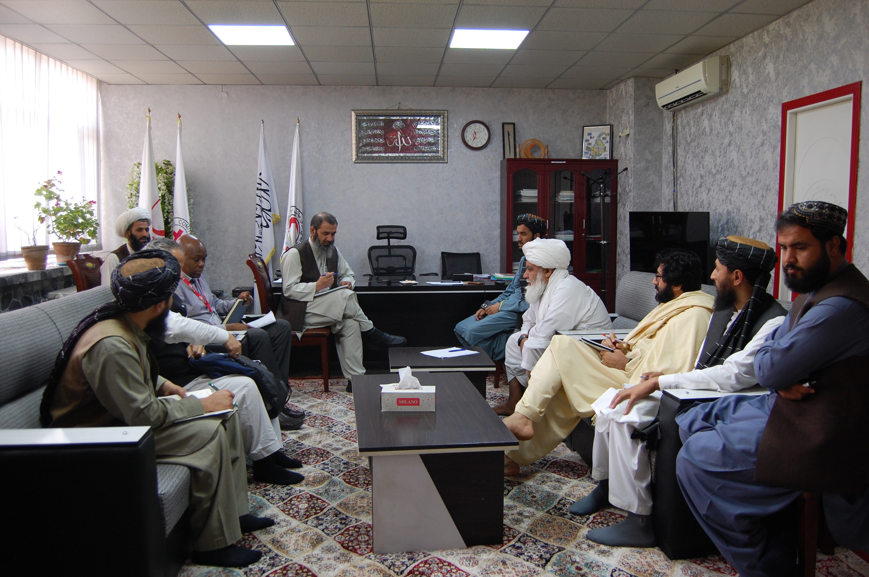 الحاج ملا نورالدین ترابی معاون هلال احمر افغانی با رئیس فدراسیون بین اللملی در افغانستان دیدار نمود!