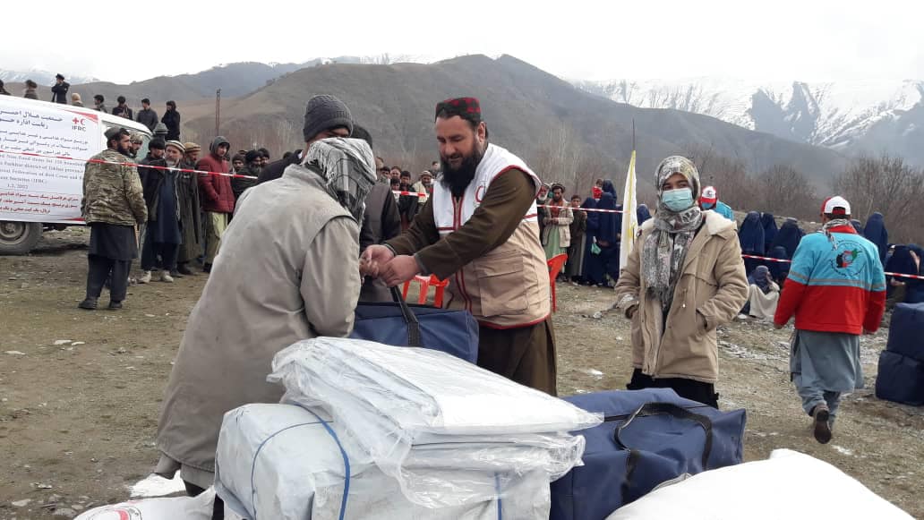 ادامه مساعدت جمعیت هلال احمر افغانی در ولایت تخار!