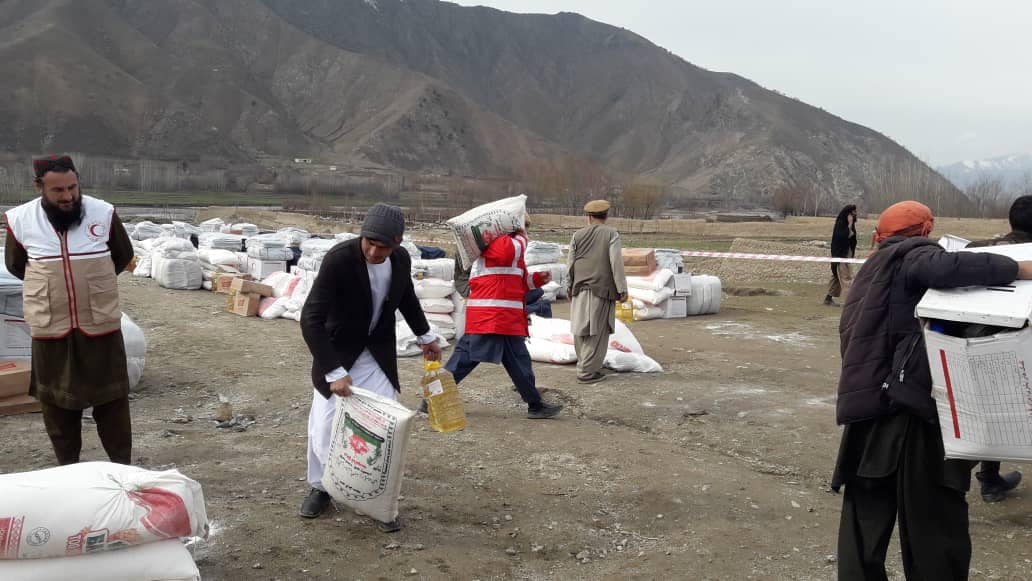 ادامه مساعدت جمعیت هلال احمر افغانی در ولایت تخار!